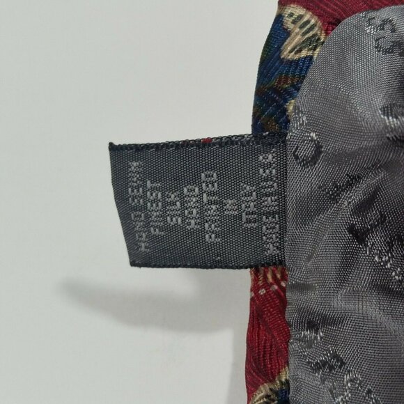 Robert Talbott Best of Class Men's Silk Neck Tie Red Blue Snowflake Christmas - Picture 5 of 5